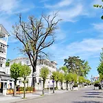 Im Appartementhaus Homestay Sellin (Rugen)